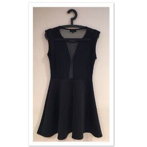 🔥WEEKLY STEAL🔥Guess Skater Dress